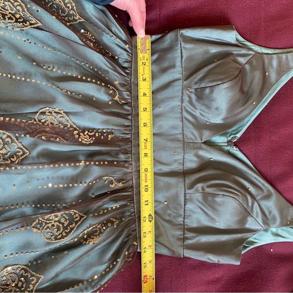 Adrianna Papell Boutique Elegant Teal and Gold Dress - Picture 9 of 14